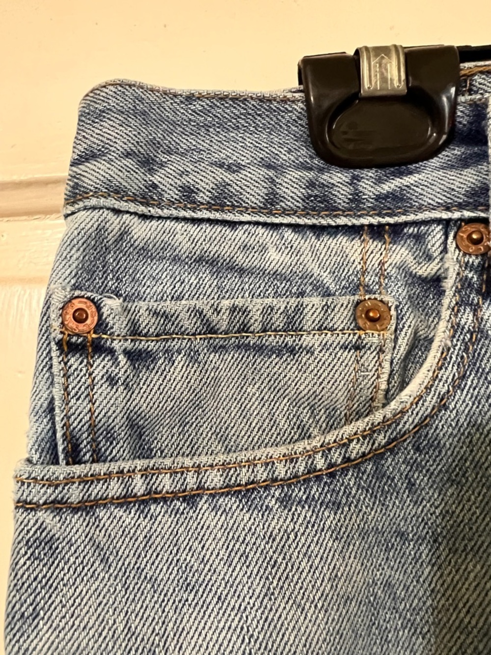 Levi's 512 Slim Fit Jeans in Light Blue Wash - Picture 2 of 14